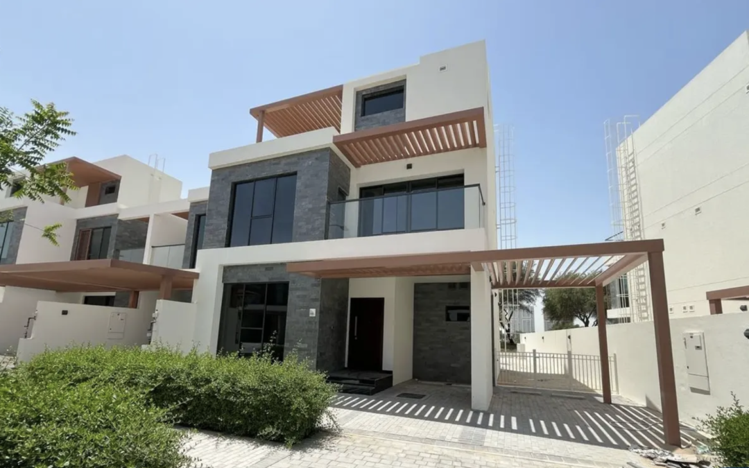 Spacious 5-bedroom townhouse in DAMAC Hills